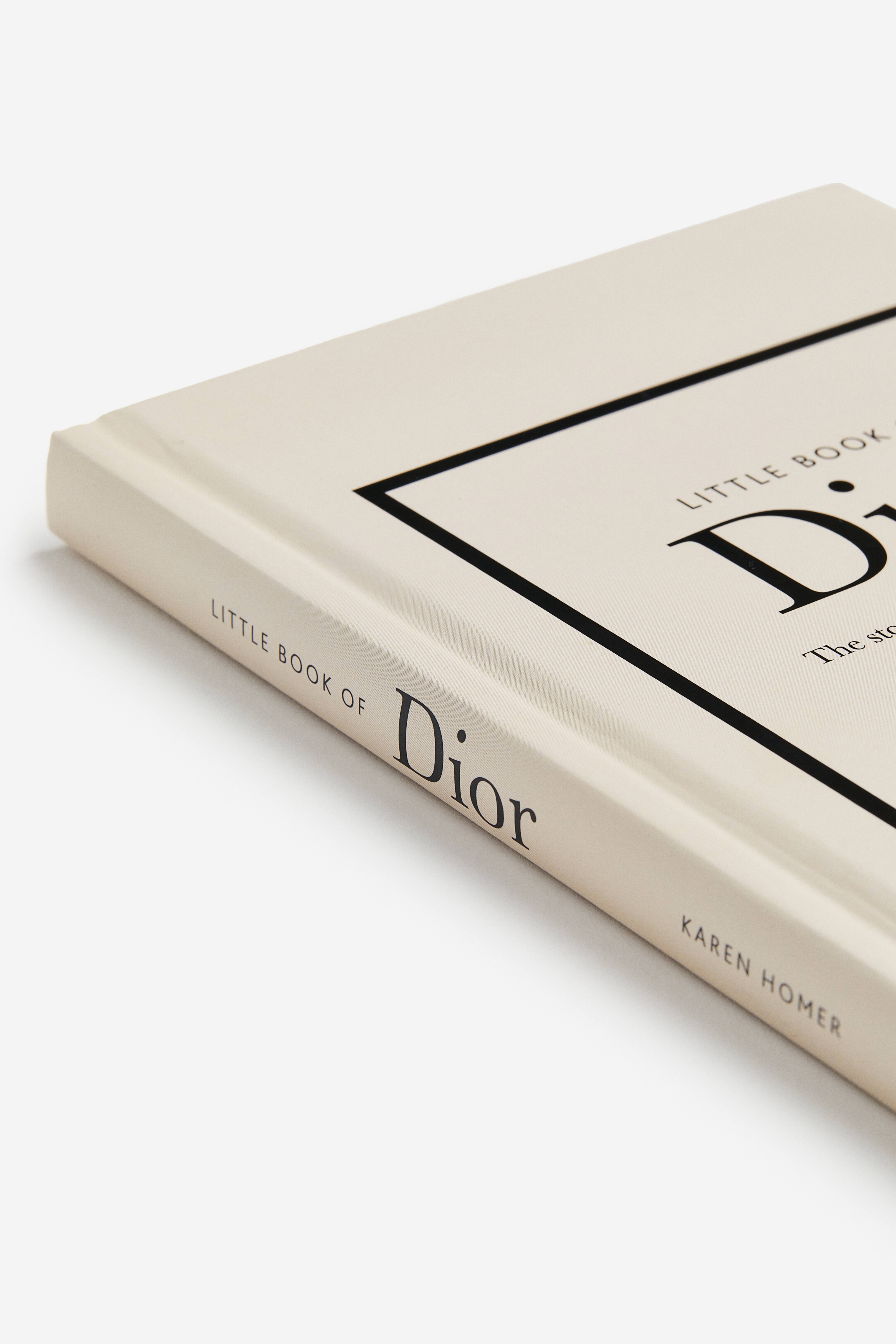 Маленькая книга о dior
